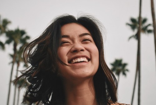 5 Manfaat Senyum bagi Kesehatan Mental, Yuk Disimak Yuk