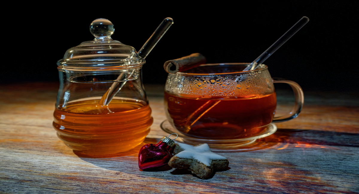 Rutin Minum Air Madu Hangat di Pagi Hari, Memiliki Banyak Manfaat untuk Kesehatan Tubuh