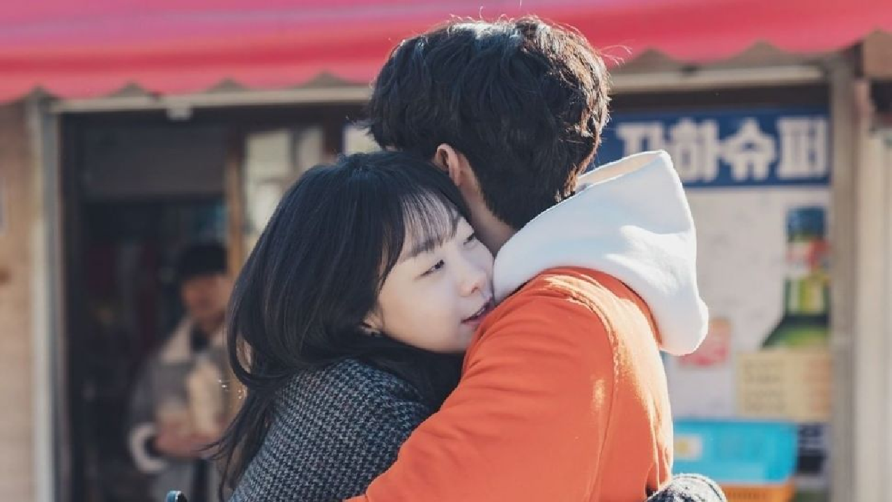 Simpan Dulu Judulnya! Ini Rekomendasi 5 Drama Choi Woo Shik Ini Wajib Masuk Watchlist Kamu Bulan Ini!