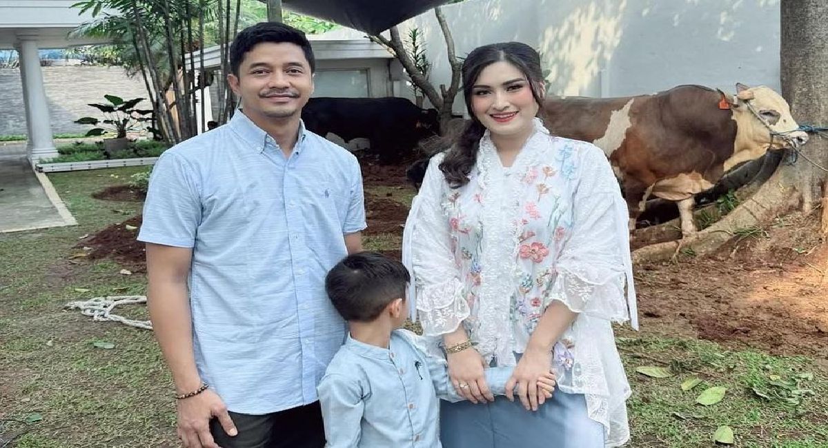 Resmi  Bercerai! Angbeen Rishi Bongkar Harapan Soal Anak: ‘Tetap Asuh Bareng Adly Fairuz!’