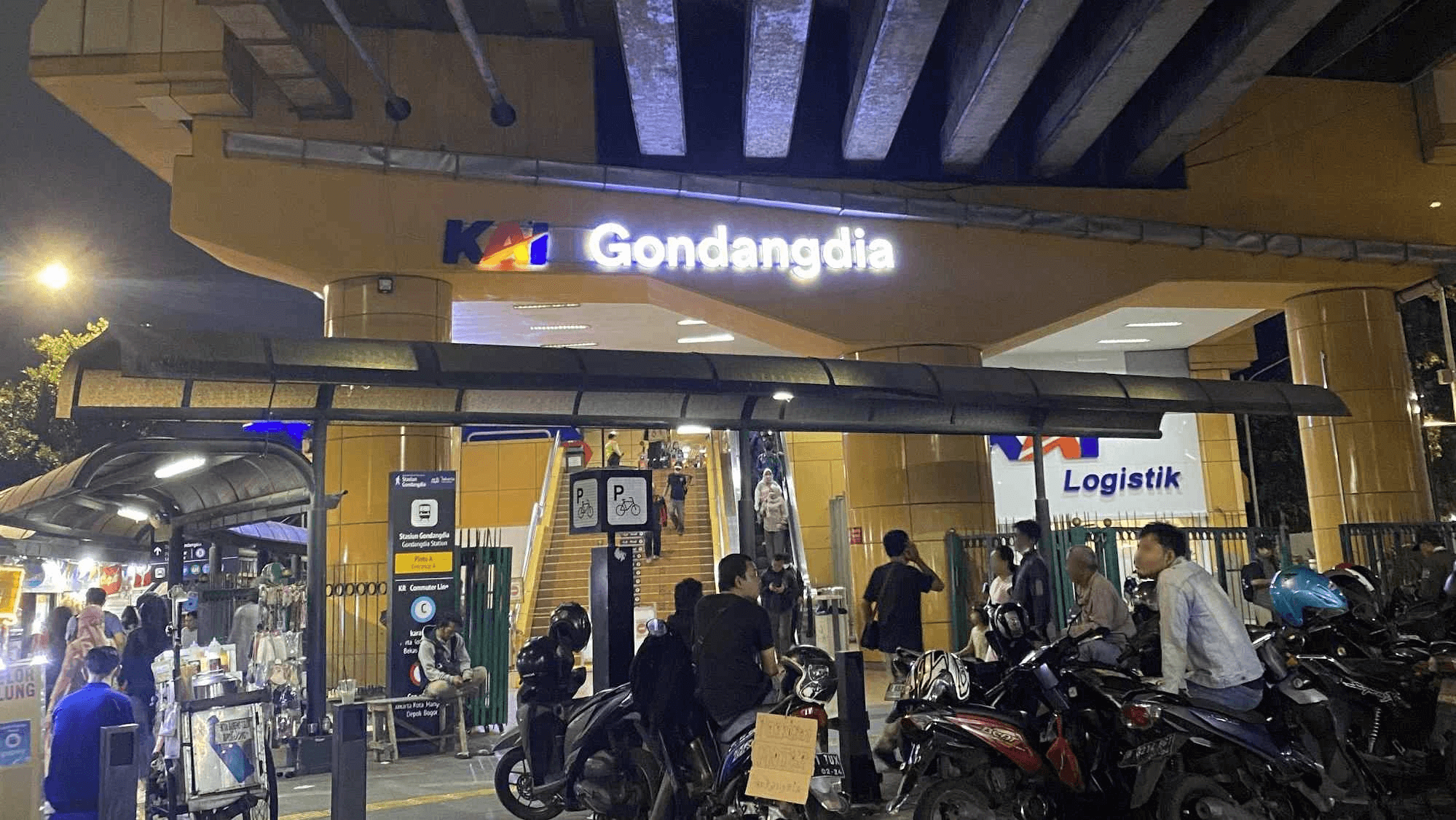 Peristiwa Tragis di Stasiun Gondangdia, Wanita Diduga Lompat ke Jalur Kereta