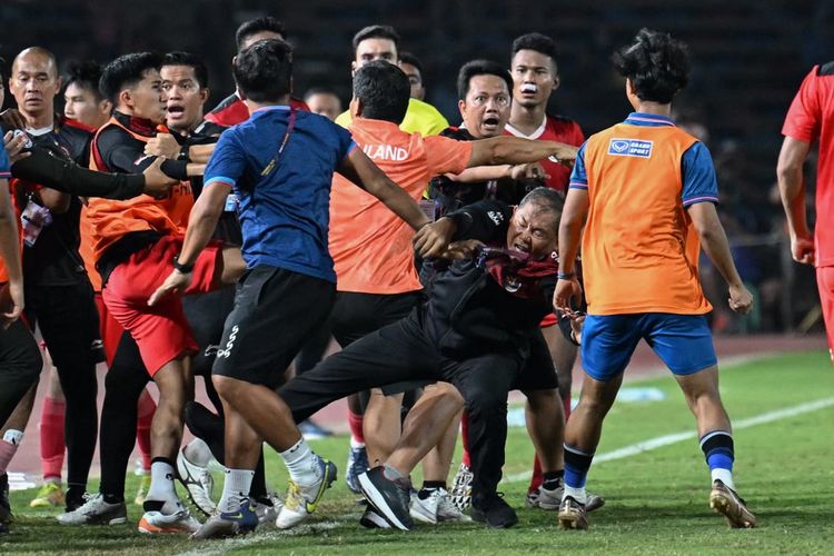 Staf Pelatih dan Pemain Timnas Thailand yang Merusuh di Final Sea Games 2023 Resmi Dapat Hukuman