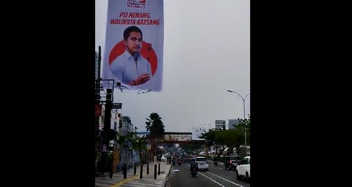 Lho, PSI Tiba-Tiba Pasang Baliho Kaesang di Jalanan Pusat Kota Depok