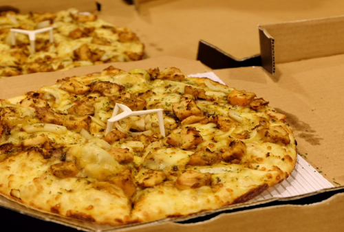 Weekend Auto Ngiler! Domino’s Pizza Kasih Diskon Gila 40%, Bisa Dine-In, Take Away, atau Delivery!