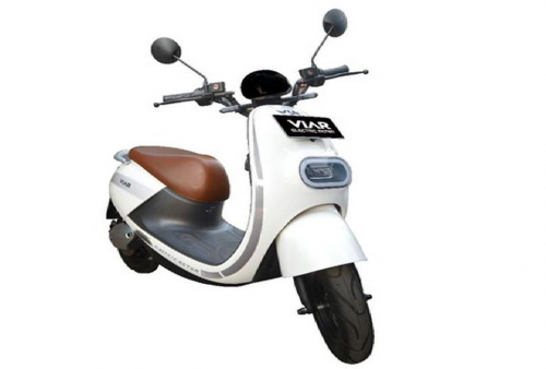 7 Motor Listrik Paling Gacor Buat Ojol 2025:  Super Irit, Tahan Lama, dan Nyaman Buat Ngebid Seharian!